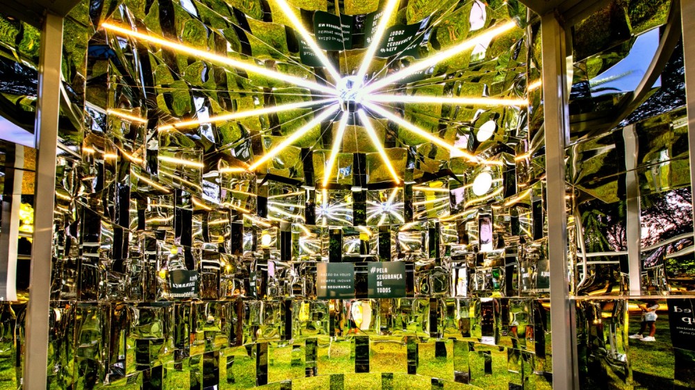 Volvo - Volvo Safety Moment - 5