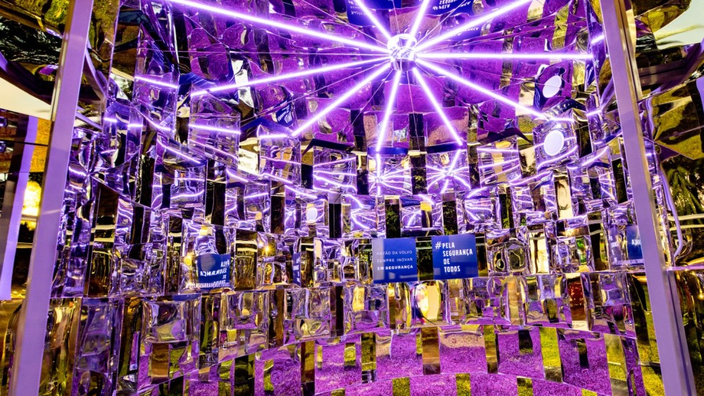 Volvo - Volvo Safety Moment - 3