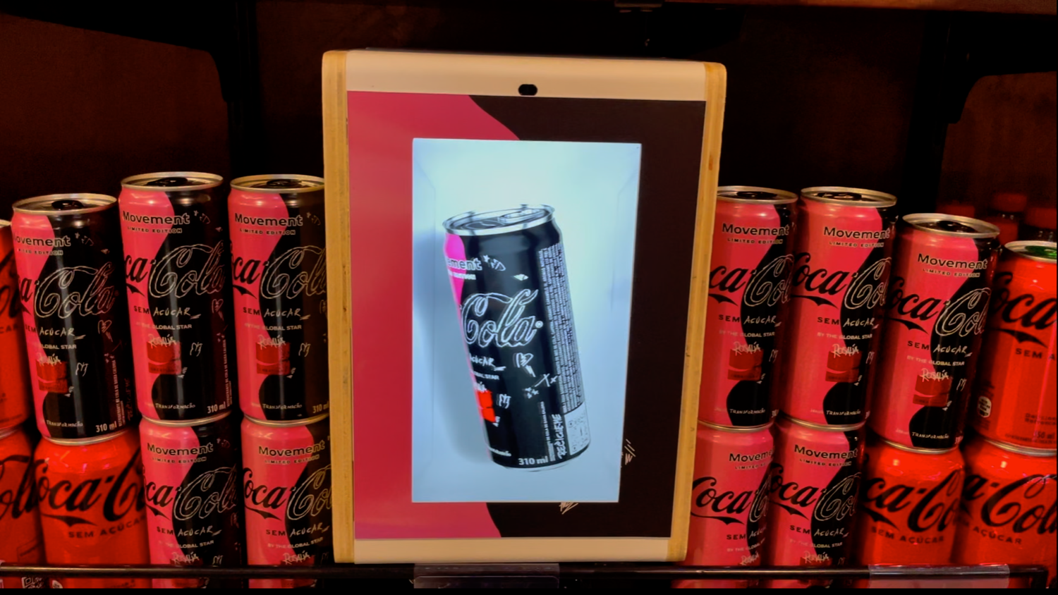 Coke - Coca-Cola's Shelf Hologram - 2
