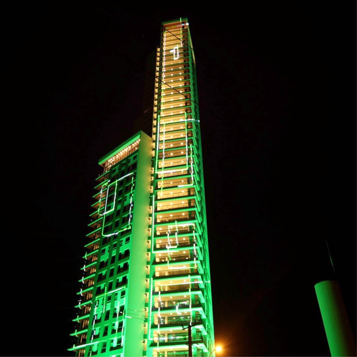 Construtora Planeta - Jogo de luzes Ícone Planeta