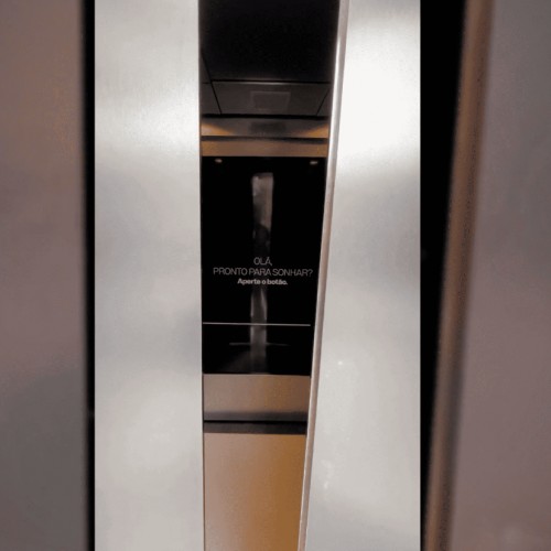 Yuny - Elevador Imersivo: uma experiência tecnológica para a Yuny